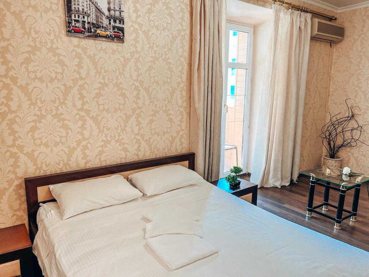 Квартира В Центре Крещатика Kijev Kültér fotó